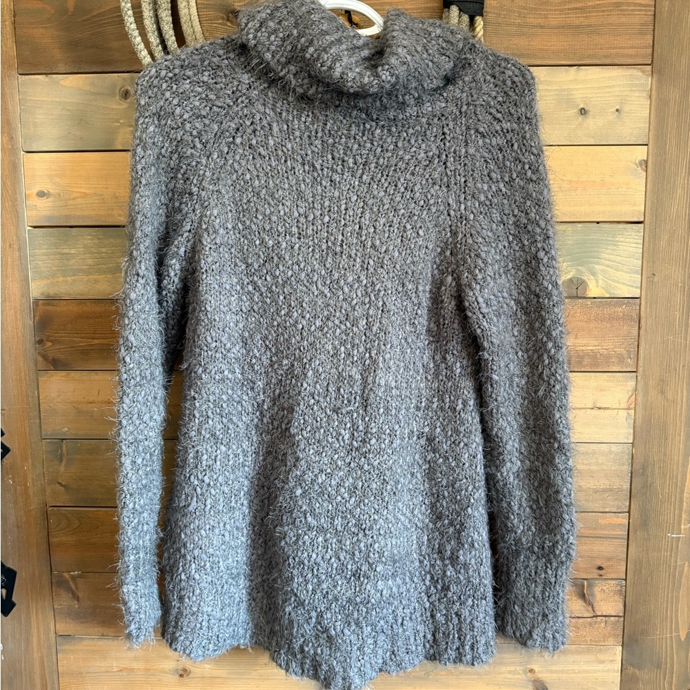 41.  MIRACLE |  SWEATER